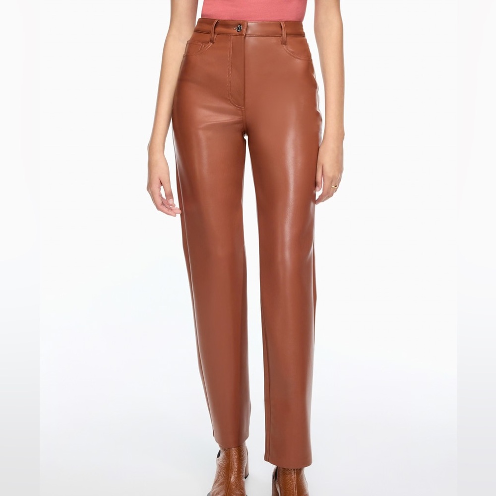 Wilfred Melina Pant
